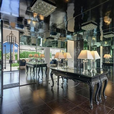 Canyon Palms Estate- Ultra-Luxe, Pool, Spa, Firepit, Outdoor Kitchen & More Палм Спринг Екстериор снимка